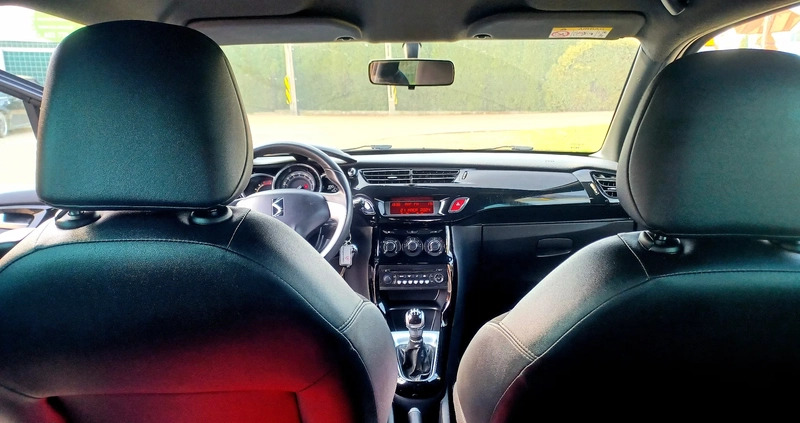 Citroen DS3 cena 28900 przebieg: 159000, rok produkcji 2015 z Łódź małe 301